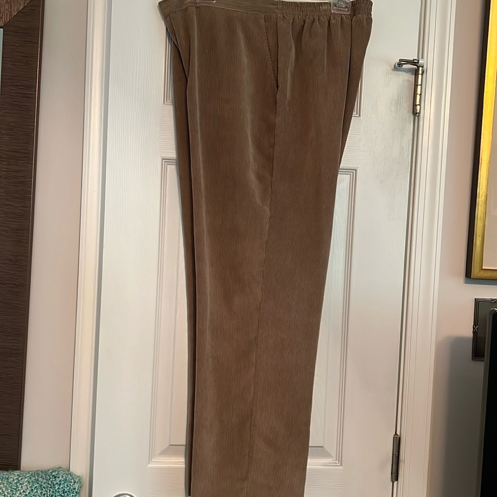 Alfred Dunner corduroy pant, sz 12